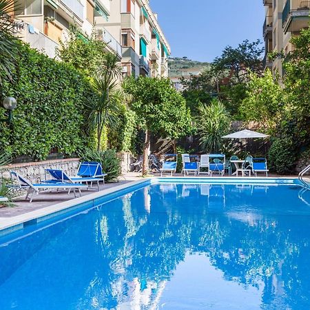 Estate4Home - Casa Maridea Сорренто Екстер'єр фото