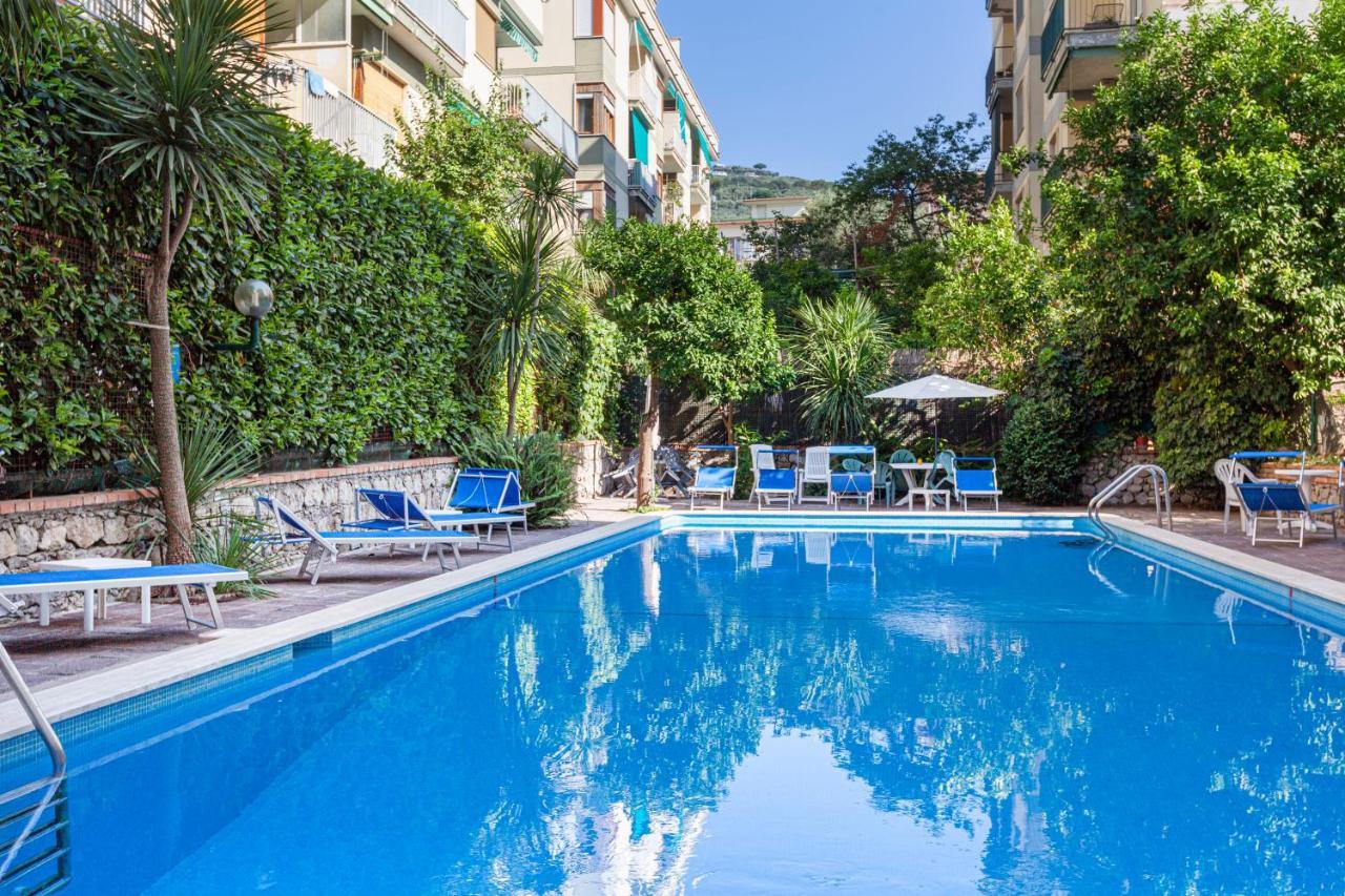 Estate4Home - Casa Maridea Сорренто Екстер'єр фото